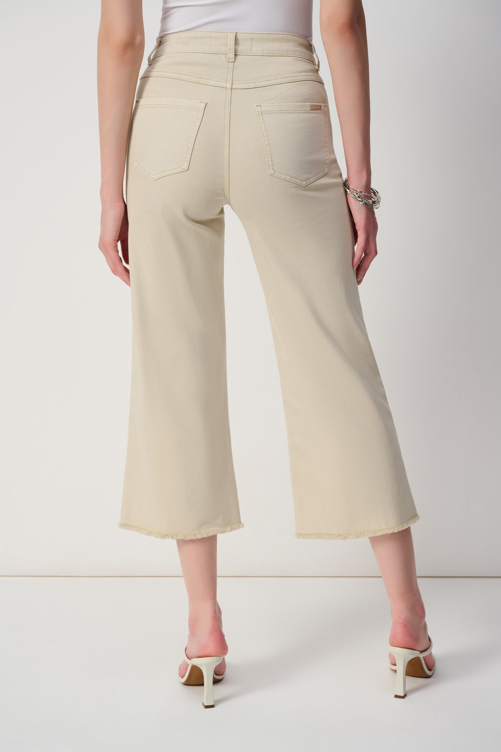 Joseph Ribkoff - Wide Leg Cropped Jeans - 251901