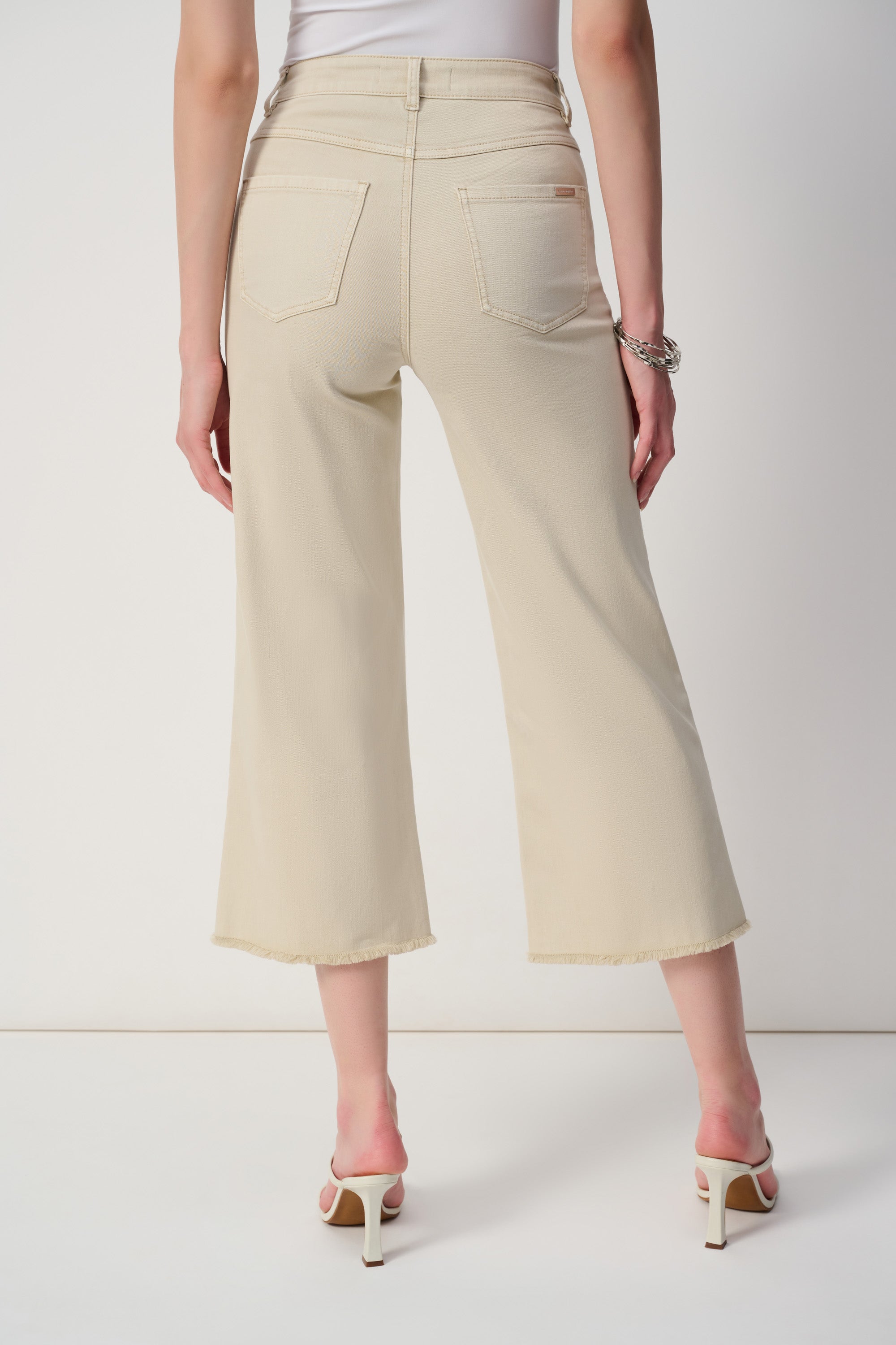 Joseph Ribkoff - Wide Leg Cropped Jeans - 251901