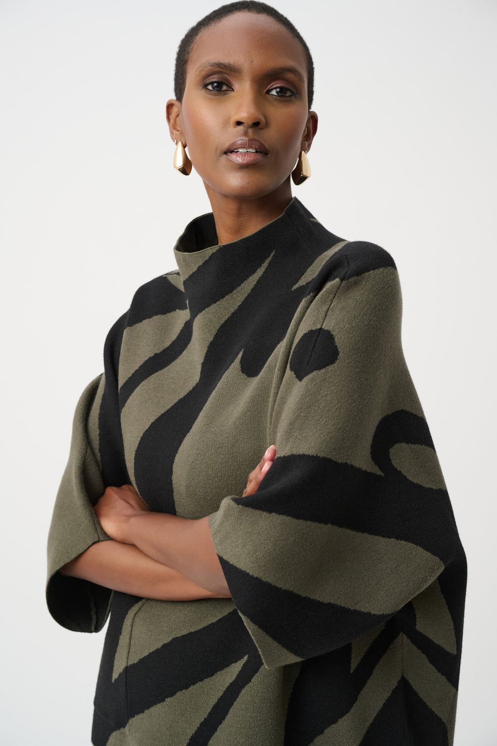 Abstract Jacquard Funnel-Neck Boxy Sweater 263936