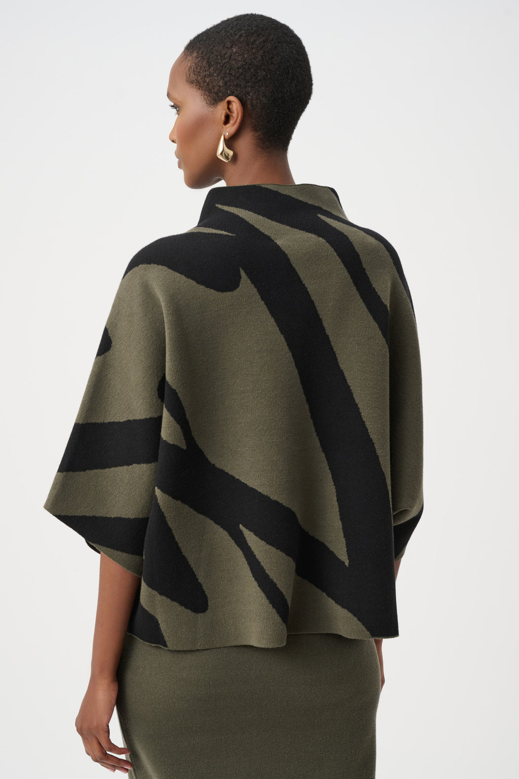 Abstract Jacquard Funnel-Neck Boxy Sweater 263936