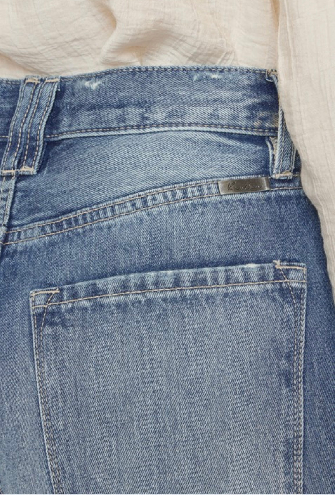 Pearls Boutique-Port Dover Ontario-Ultra high-rise 90s wide leg flare jeans

Medium wash Rigid, distressed, Hidden button fly

Regular hem

11 1/2 inch rise

34 inch inseam

100% cotton

11.4 OZ
5 pocket styling 