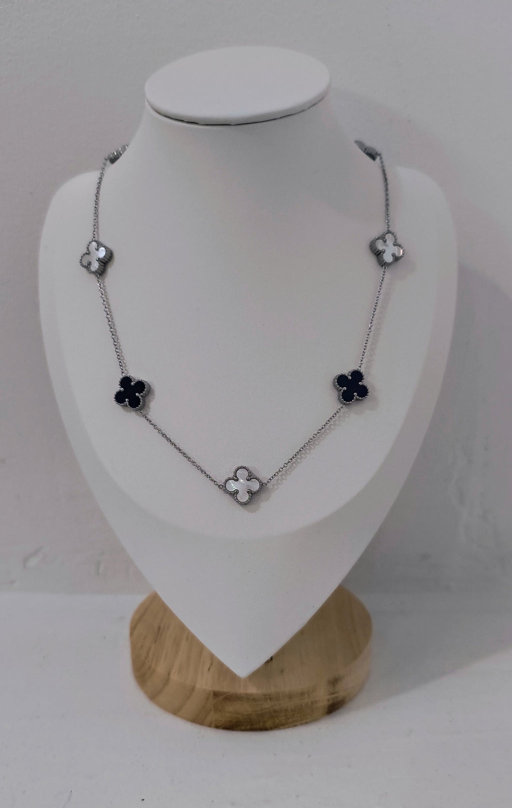 Standard size clover necklace