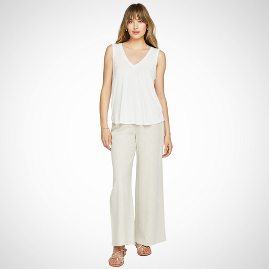 Pearls Boutique - Port Dover Ontario - Gentle Fawn - Coast Tank Top. Colour white The Coast tank is made of super soft EcoVero rayon jersey. Features include a v-neckline and side slits. The effortless silhouette is perfect for everyday wear.