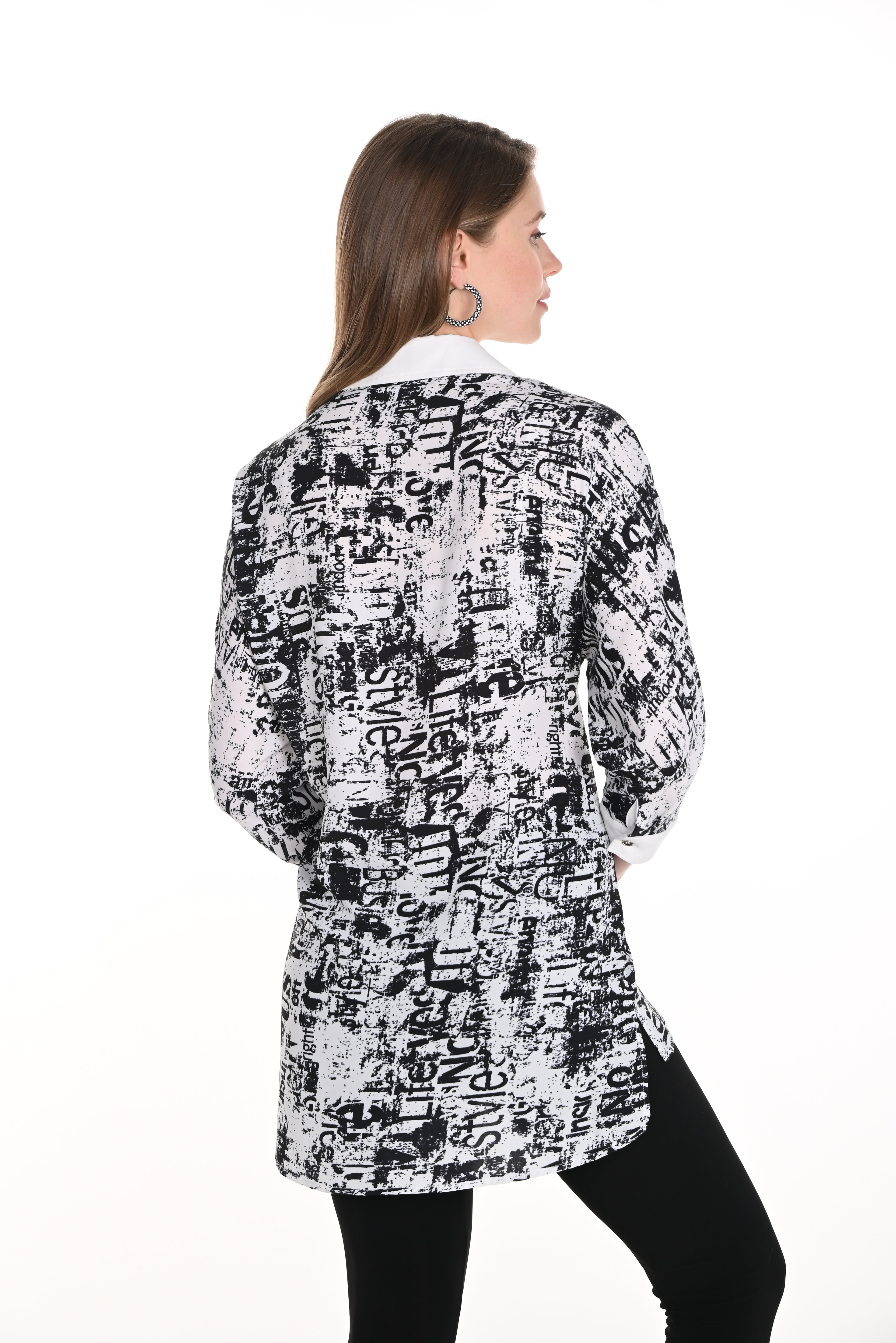 Pearls Boutique- Port Dover Ontario-Frank Lyman Urban Chic Blouse (Style 256706U) – Spring 2025

Modern & Artistic Design – Bold typography and artistic imagery for a statement look
Classic Shirt Style – Features a shirt collar, button front, and long sleeves for timeless elegance
Effortless Comfort – Lightweight, 100% polyester fabric for all-day wear
Versatile Colour Palette – Off-white and black combination pairs effortlessly with any outfit
