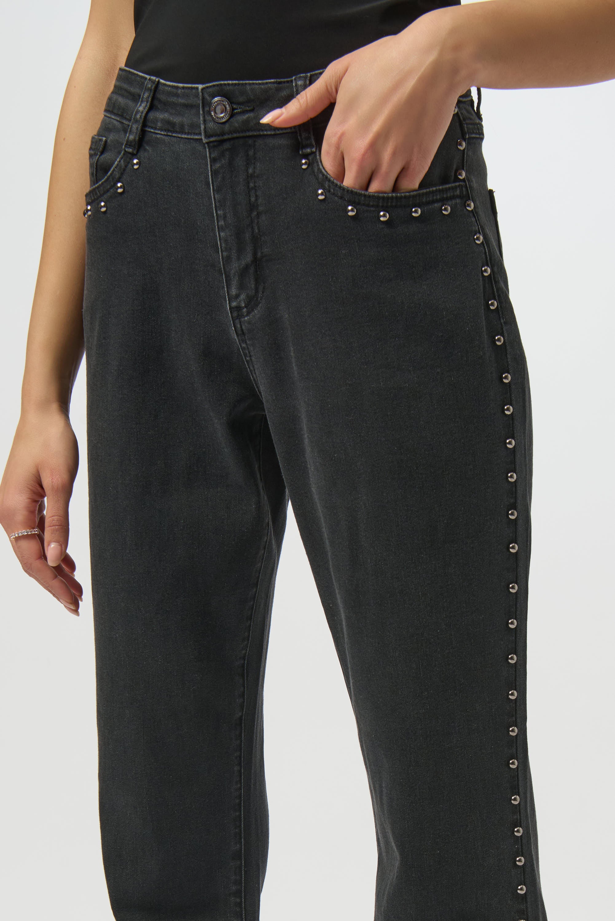 Pearls Boutique- Port Dover Ontario-Joseph Ribkoff | Classic Straight Leg Jeans with Studded Seams-254916. Black washed denim.
Classic straight leg cut for timeless versatility
– Studded side seams add subtle shine and attitude
– Woven Repreve® stretch denim made from recycled plastic bottles
– Mid-rise waist with clean finishing
– Unlined for lightweight, all-day comfort