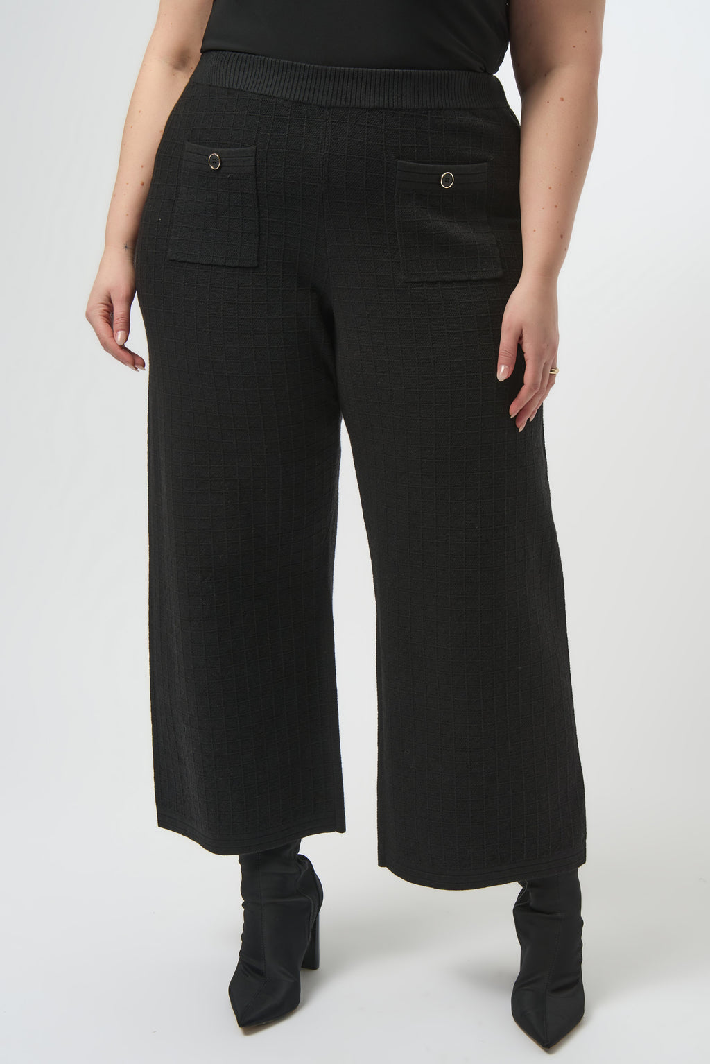 Pearls Boutique | Port Dover Ontario | Joseph Ribkoff | Sweater Knit Straight Leg Pants | 253984-11 | colour black. 
Pull one, high rise, straight leg, Luxe viscose-blend sweater knit for a soft, structured feel

High-rise pull-on waistband for seamless comfort and sleek lines

Straight-leg cut that elongates the silhouette

Front patch pockets for a modern tailored detail

Lightweight and unlined for breathable wear

50% Viscose Rayon, 28% Polyester, 22% Nylon
