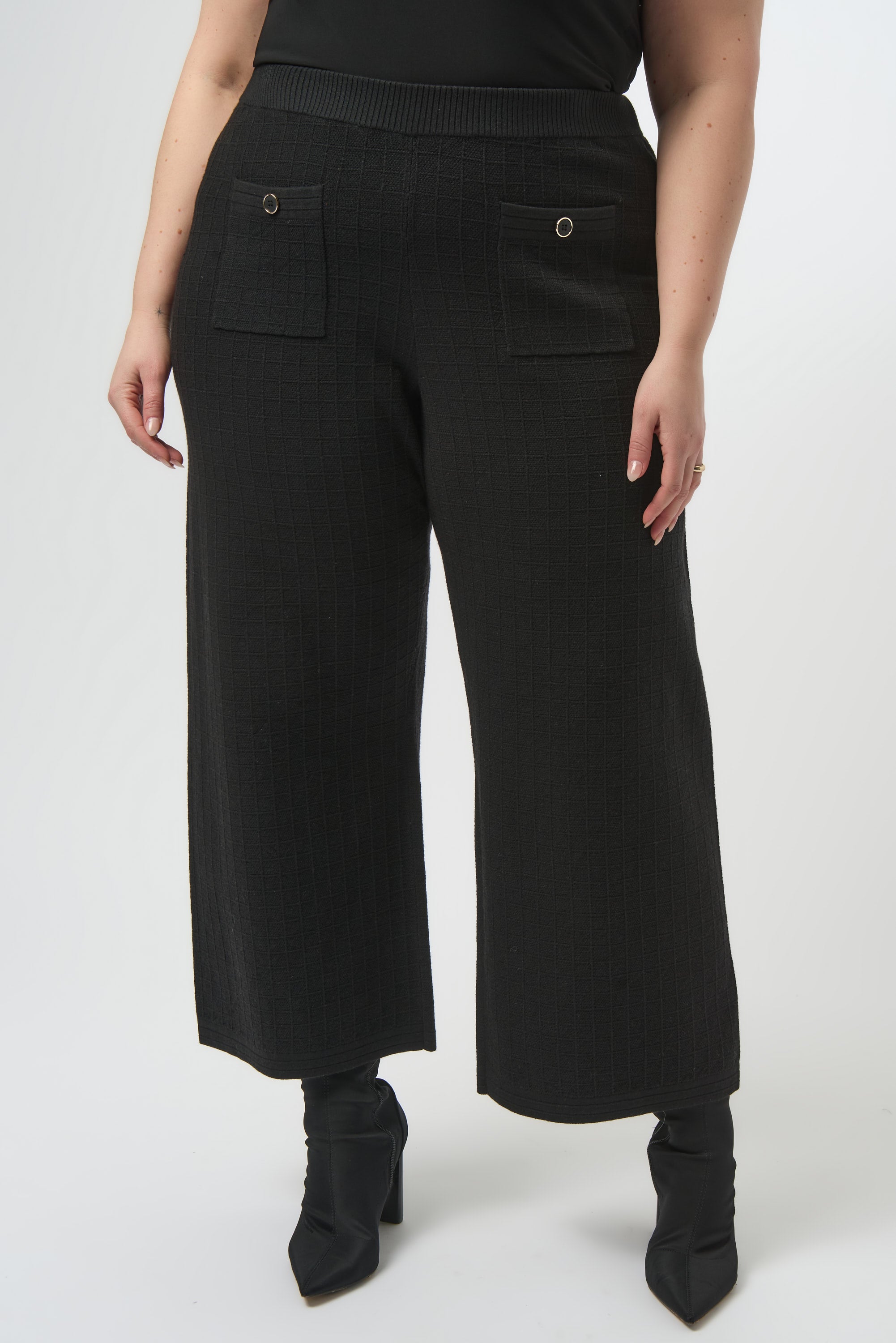 Pearls Boutique | Port Dover Ontario | Joseph Ribkoff | Sweater Knit Straight Leg Pants | 253984-11 | colour black. 
Pull one, high rise, straight leg, Luxe viscose-blend sweater knit for a soft, structured feel

High-rise pull-on waistband for seamless comfort and sleek lines

Straight-leg cut that elongates the silhouette

Front patch pockets for a modern tailored detail

Lightweight and unlined for breathable wear

50% Viscose Rayon, 28% Polyester, 22% Nylon