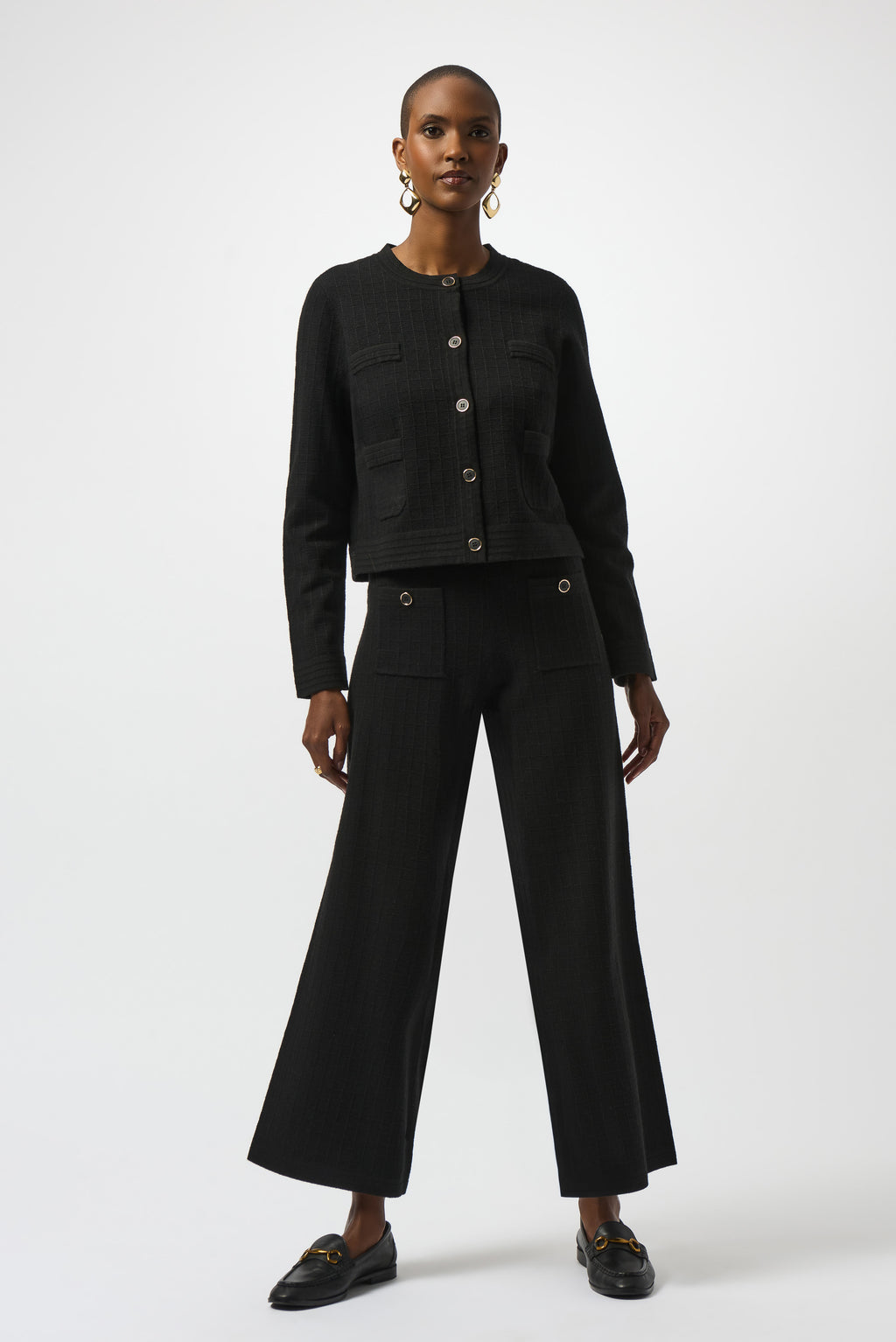 Pearls Boutique | Port Dover Ontario | Joseph Ribkoff | Sweater Knit Straight Leg Pants | 253984-11 | colour black. 
Pull one, high rise, straight leg, Luxe viscose-blend sweater knit for a soft, structured feel

High-rise pull-on waistband for seamless comfort and sleek lines

Straight-leg cut that elongates the silhouette

Front patch pockets for a modern tailored detail

Lightweight and unlined for breathable wear

50% Viscose Rayon, 28% Polyester, 22% Nylon