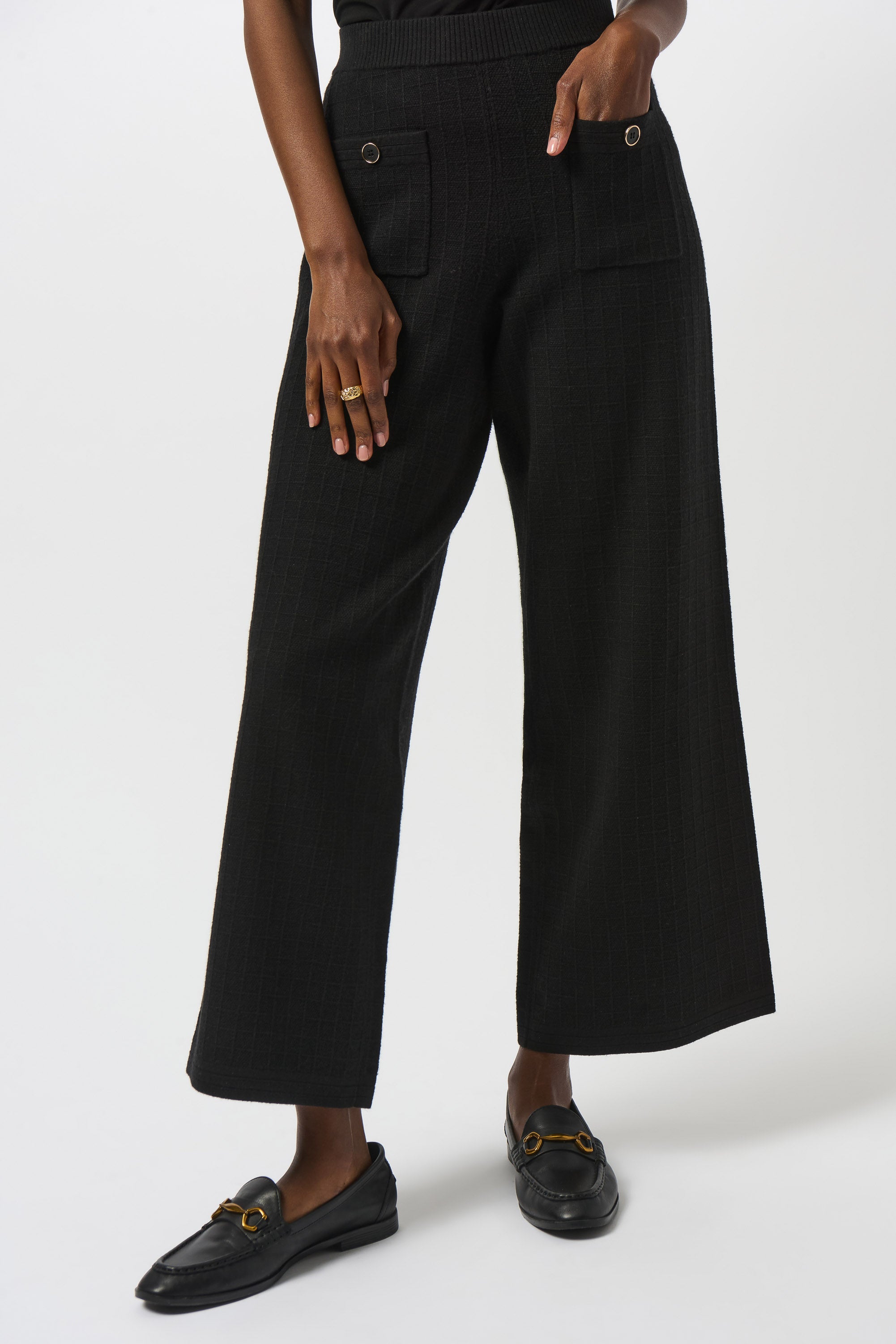 Pearls Boutique | Port Dover Ontario | Joseph Ribkoff | Sweater Knit Straight Leg Pants | 253984-11 | colour black. 
Pull one, high rise, straight leg, Luxe viscose-blend sweater knit for a soft, structured feel

High-rise pull-on waistband for seamless comfort and sleek lines

Straight-leg cut that elongates the silhouette

Front patch pockets for a modern tailored detail

Lightweight and unlined for breathable wear

50% Viscose Rayon, 28% Polyester, 22% Nylon