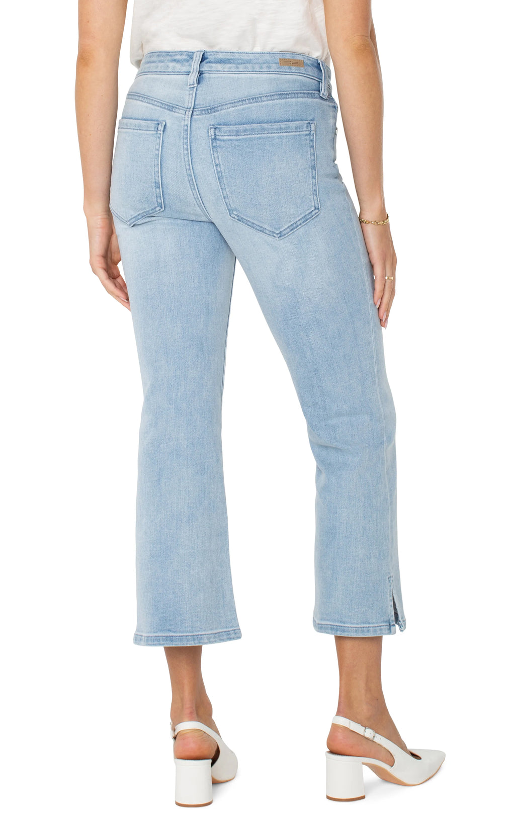 Pearls Boutique|Port Dover Ontario|Liverpool|Hannah Crop Flare With Side Slits| Clarkdale Blue Denim Wash|Light wash crop flare jeans with a slit hem

Mid-rise fit with a flattering silhouette

25.5" inseam, 9-5/8" front rise, 19" leg opening

Classic 5-pocket design with zip fly and logo button closure

Set-in waistband with belt loops


Style #: LM7987F88

Soft, stretchy fabric blend (94% Cotton, 5% T400, 1% Lycra